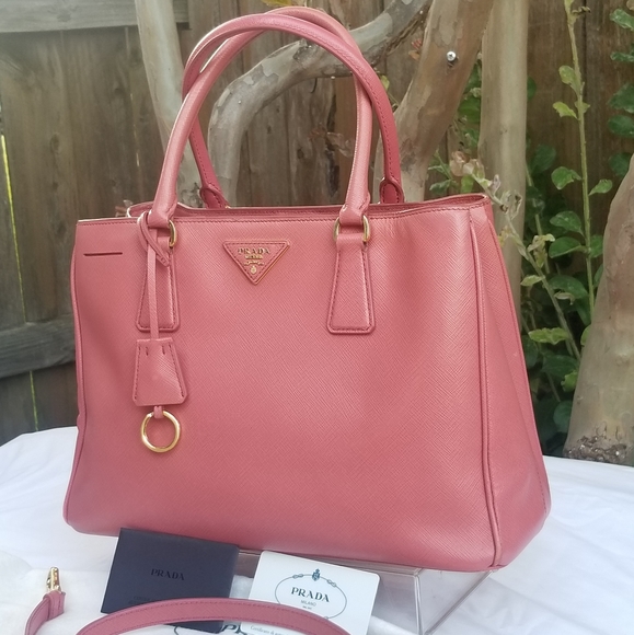  Prada  Saffiano Lux Galleria tote satchel - Picture 16 of 16